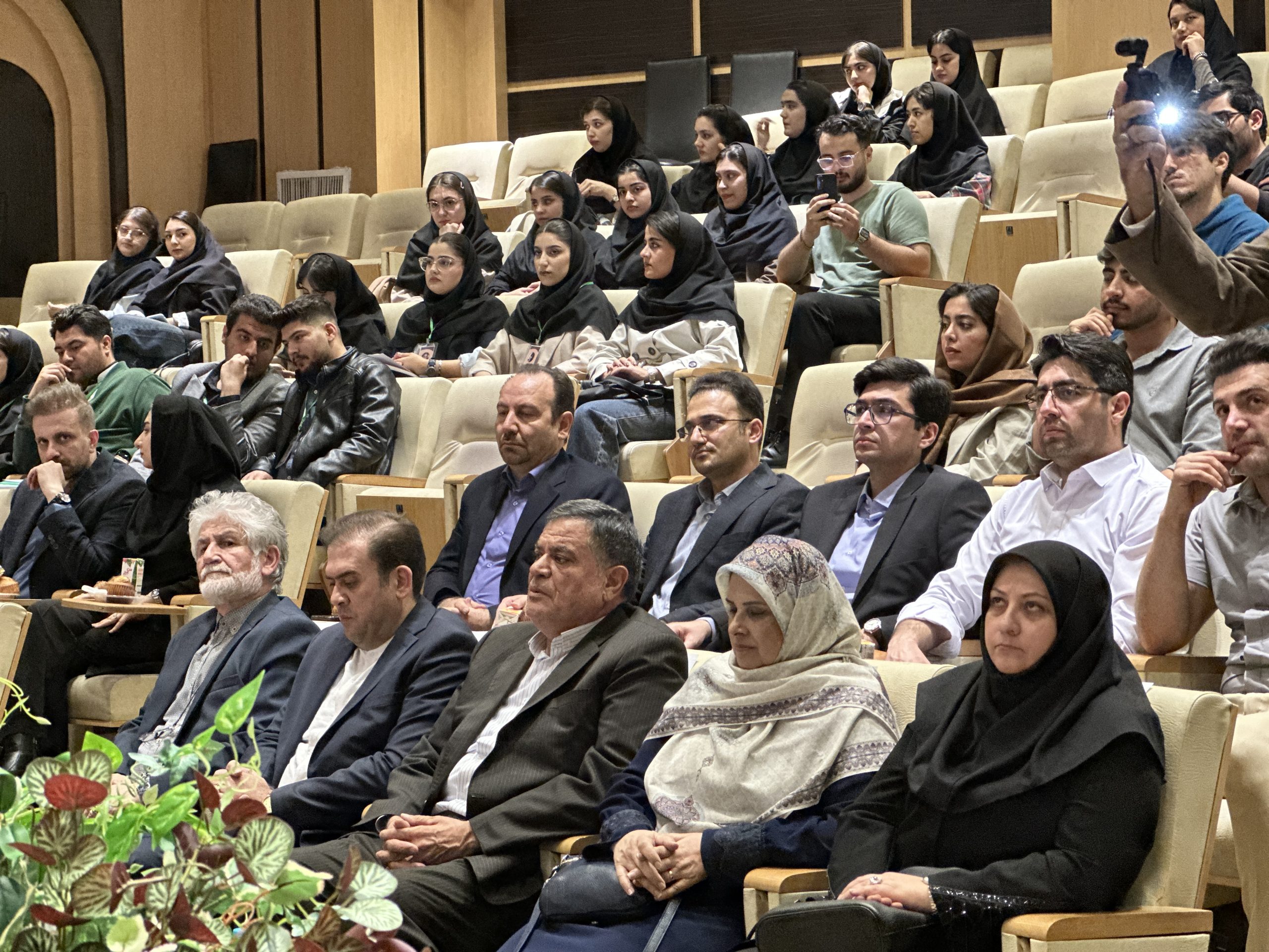 رسانه – سمپوزیوم اردبیل داروسازی در بزنگاه – روز اول